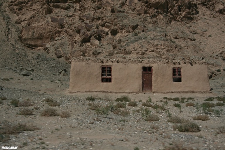 Adobe Tajik home